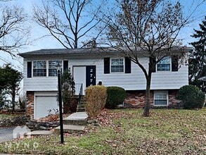 Building Photo - 2776 Halifax Ct