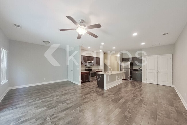 Building Photo - 403 Ferguson Ln