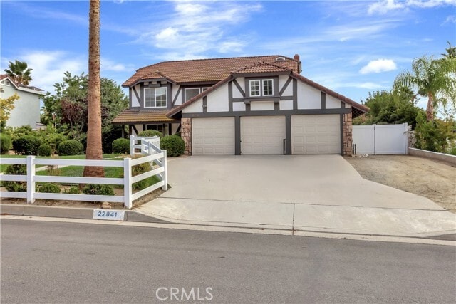 Foto del edificio - 22041 Windtree Ave