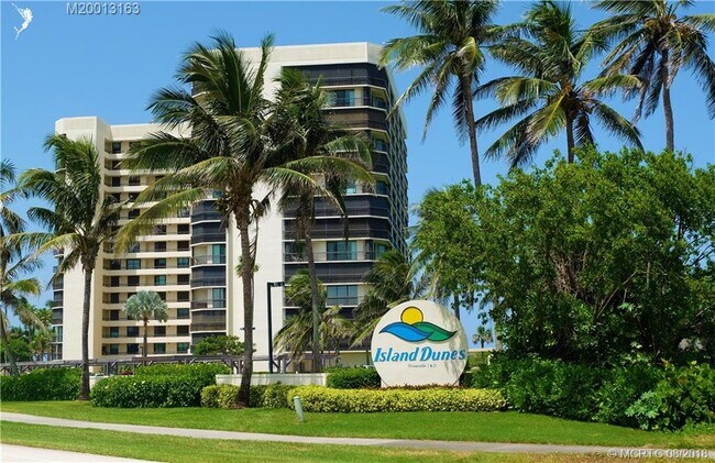 Foto del edificio - 8880 S Ocean Dr