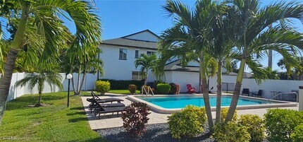 Building Photo - 1519 Cape Coral Pkwy W