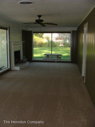 Foto del edificio - 3 br, 2 bath House - 816 W. Alden Avenue