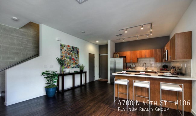 Building Photo - 4700 N 40th St