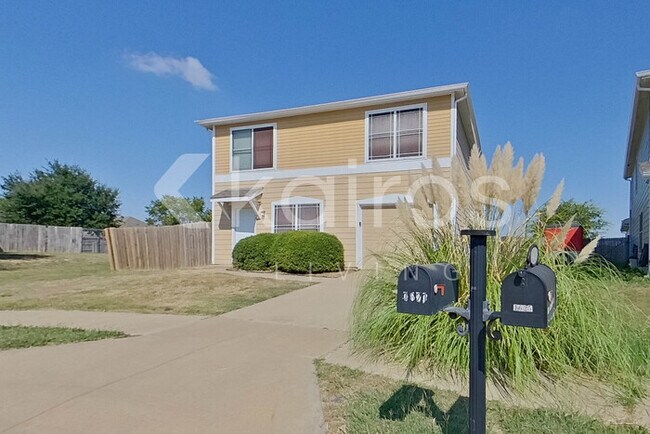 Foto del edificio - 1621 Vineridge Ln