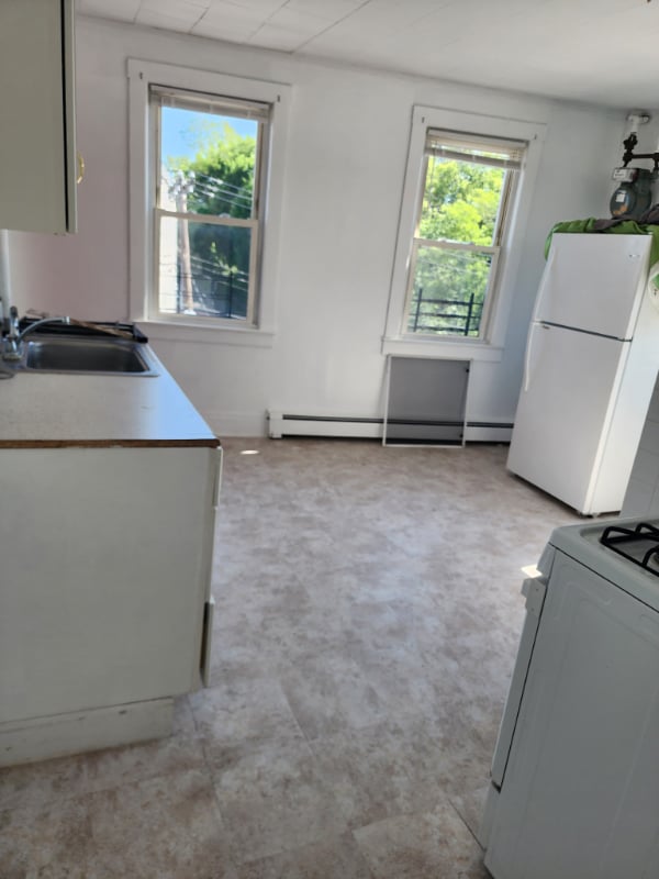 Photo - 48 Purdy Ave Apartment