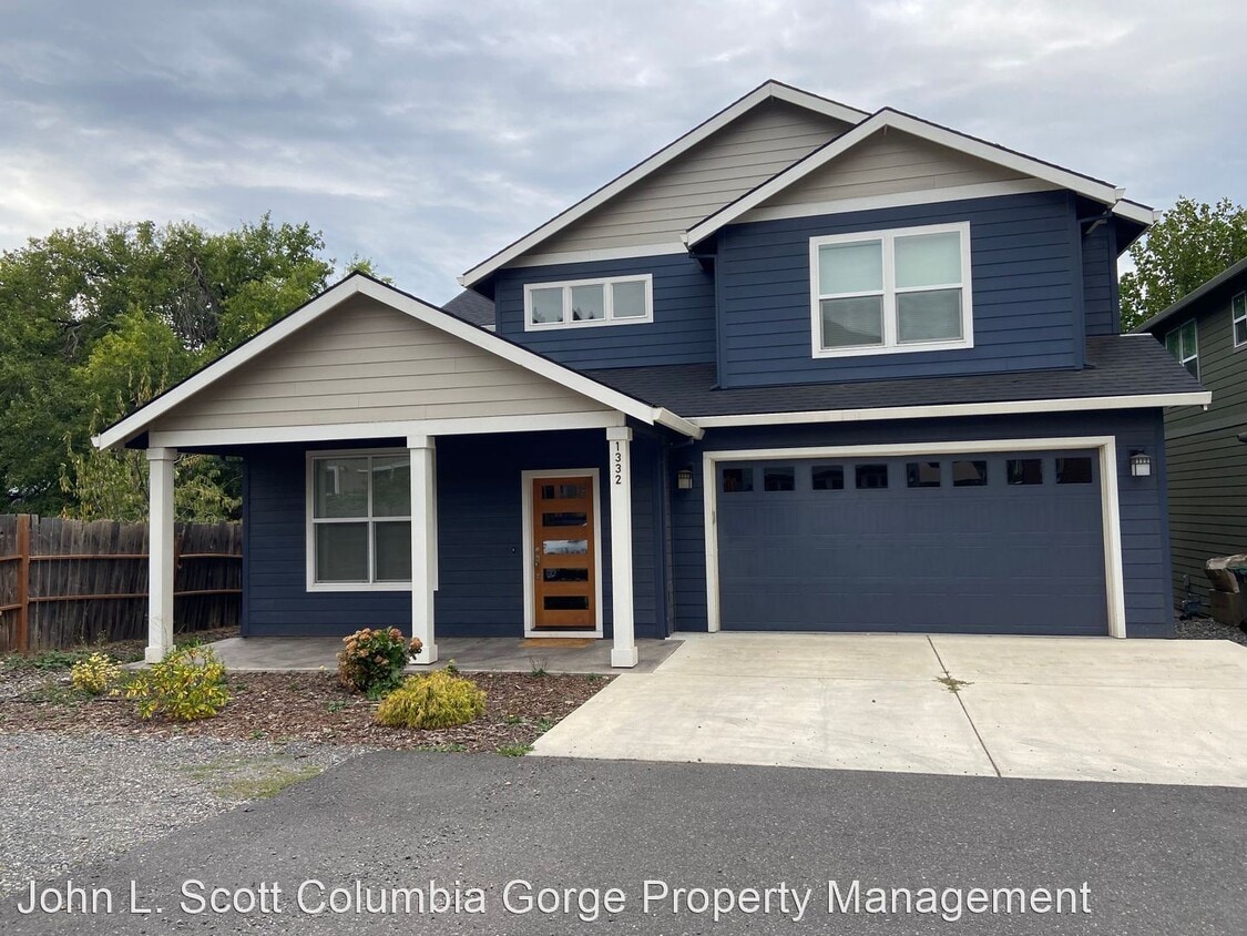 5 br, 5 bath House 1332 Wasco St House Rental in Hood River, OR