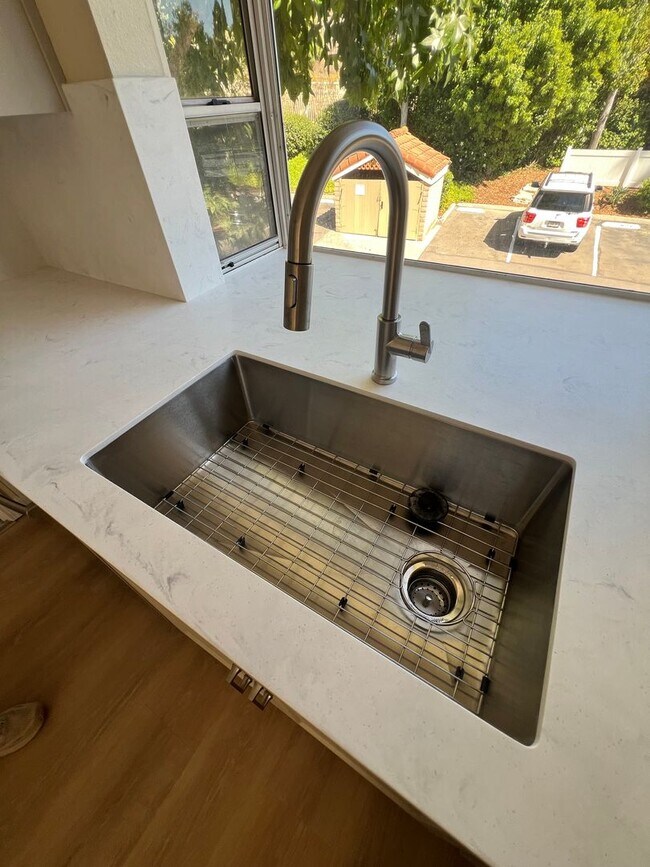 Foto del edificio - Spacious La Costa 3BR/3BA Townhome; gated ...