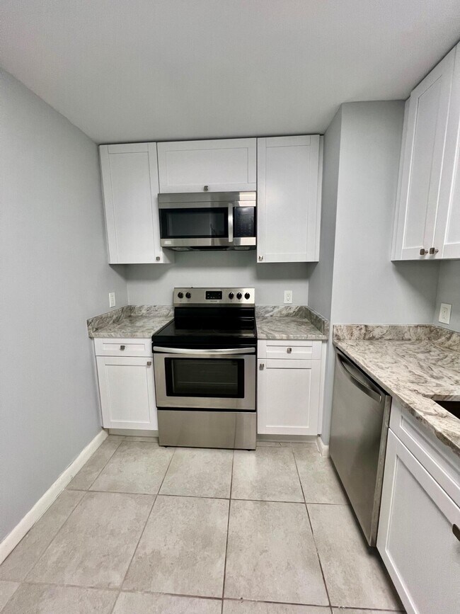 Foto del edificio - 5600 N Flagler Dr