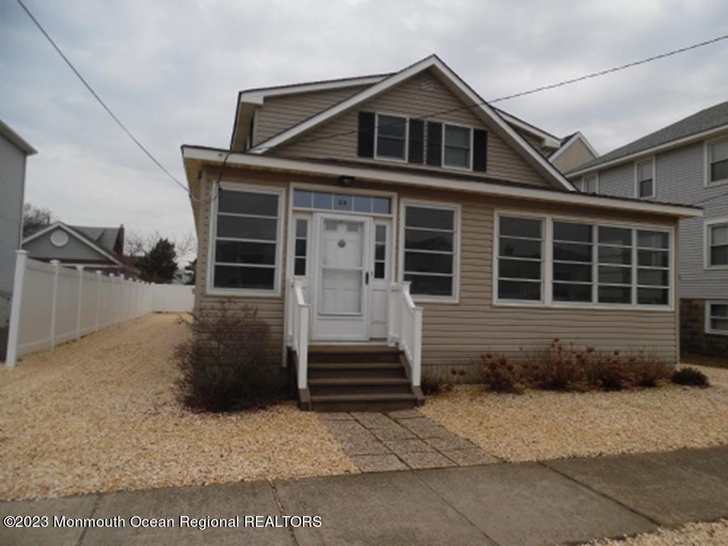 24 Brown Ave, Lavallette, NJ 08735 House Rental in Lavallette, NJ