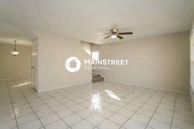 Foto del edificio - 4 Bedroom Pet-Friendly Home in DAVENPORT, FL with Main Street Renewal