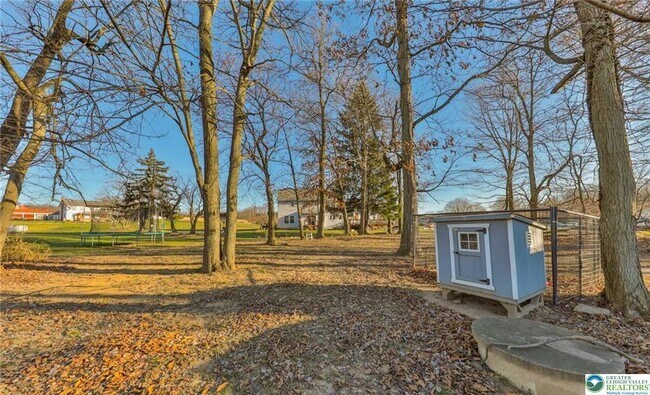 Foto del edificio - 10 Stone Ave