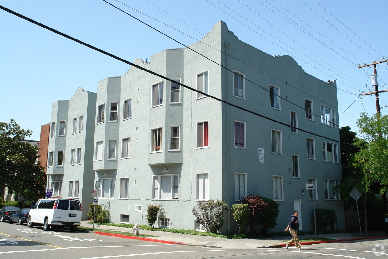 Primary Photo - 2500 Hillegass Ave