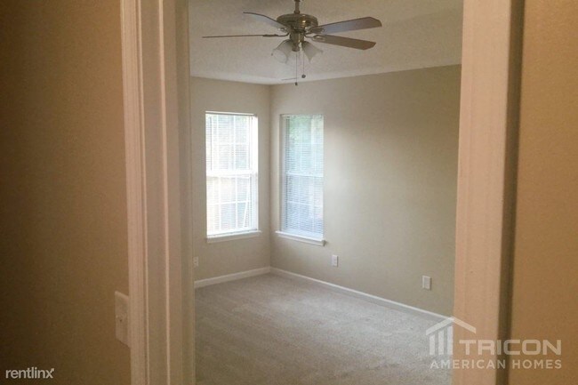 Building Photo - 8406 Terra Cotta Dr