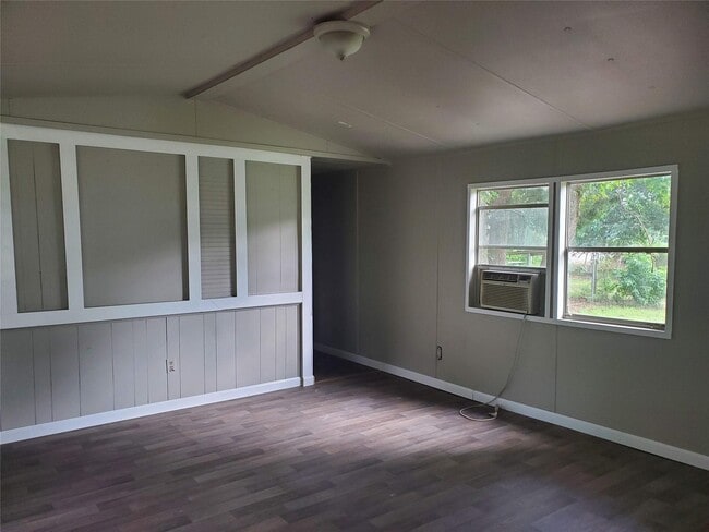 Building Photo - 12175 Hilltop Dr