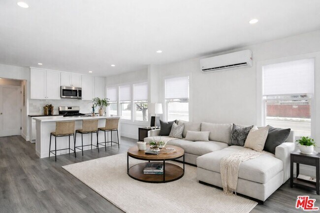 Foto del edificio - 2303 W 30th St