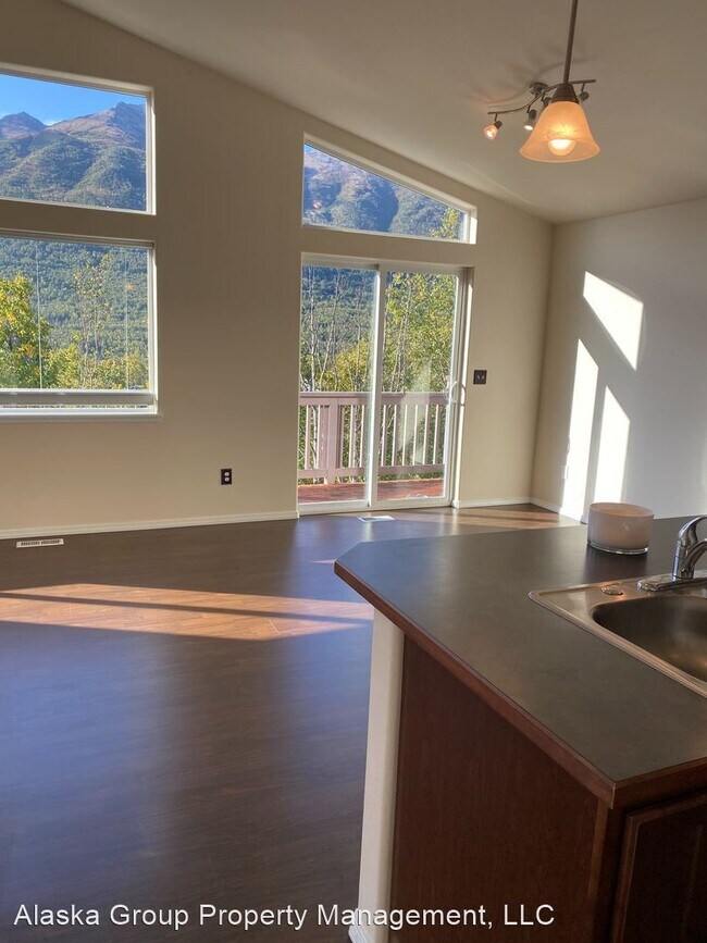 Building Photo - 4 br, 3.5 bath House - 9162 Eagle River Lane