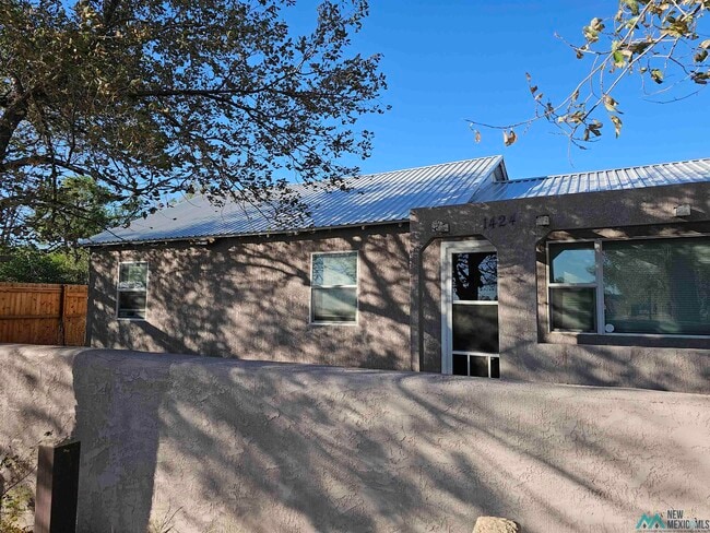 Foto del edificio - 1424 W Kaywood St