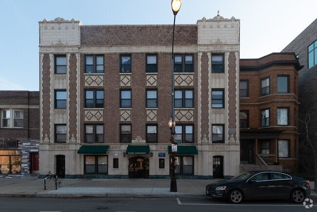 Building Photo - 4854 N Damen