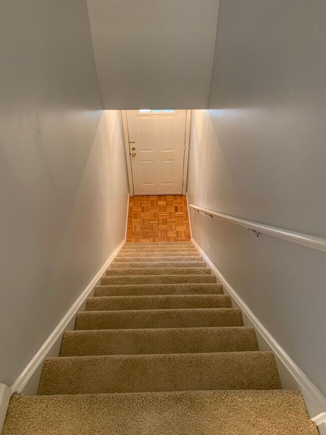 Foto del edificio - Stone Hill Farms Condo