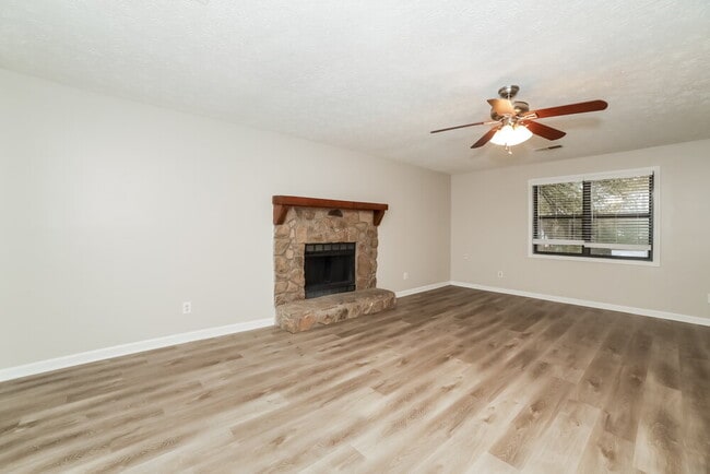 Foto del edificio - 2435 Anderson Mill Rd