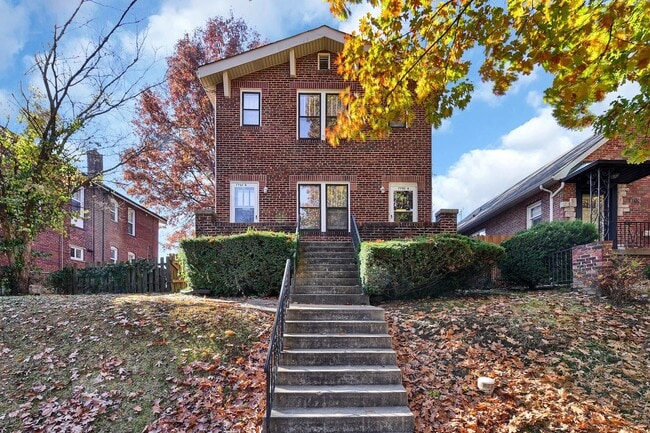 Building Photo - 7702 Lile Ave