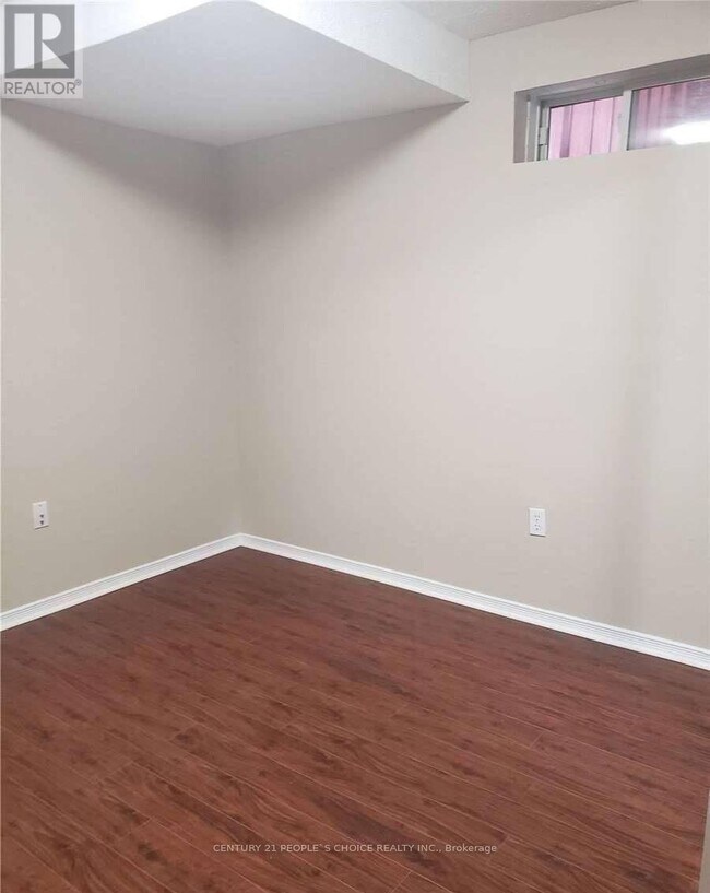 Building Photo - 597 Matisse Pl