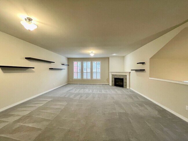 Foto del edificio - SW Beaverton Spacious 3Bed 2.5 Ba + Bonus ...