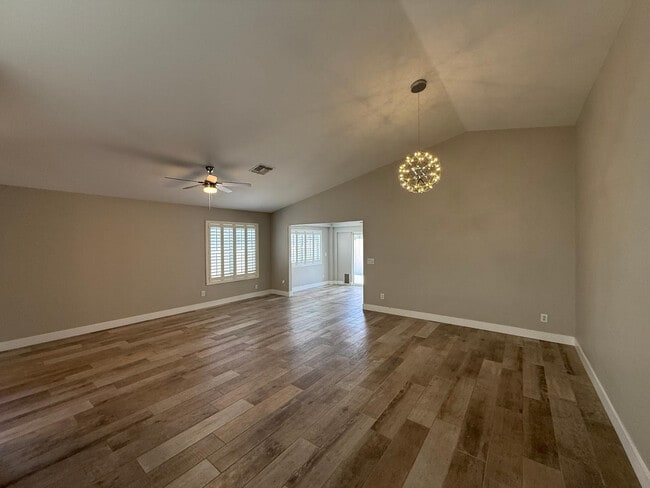 Building Photo - 14535 W Zuni Trail