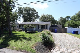 Building Photo - 709 Marys Dr