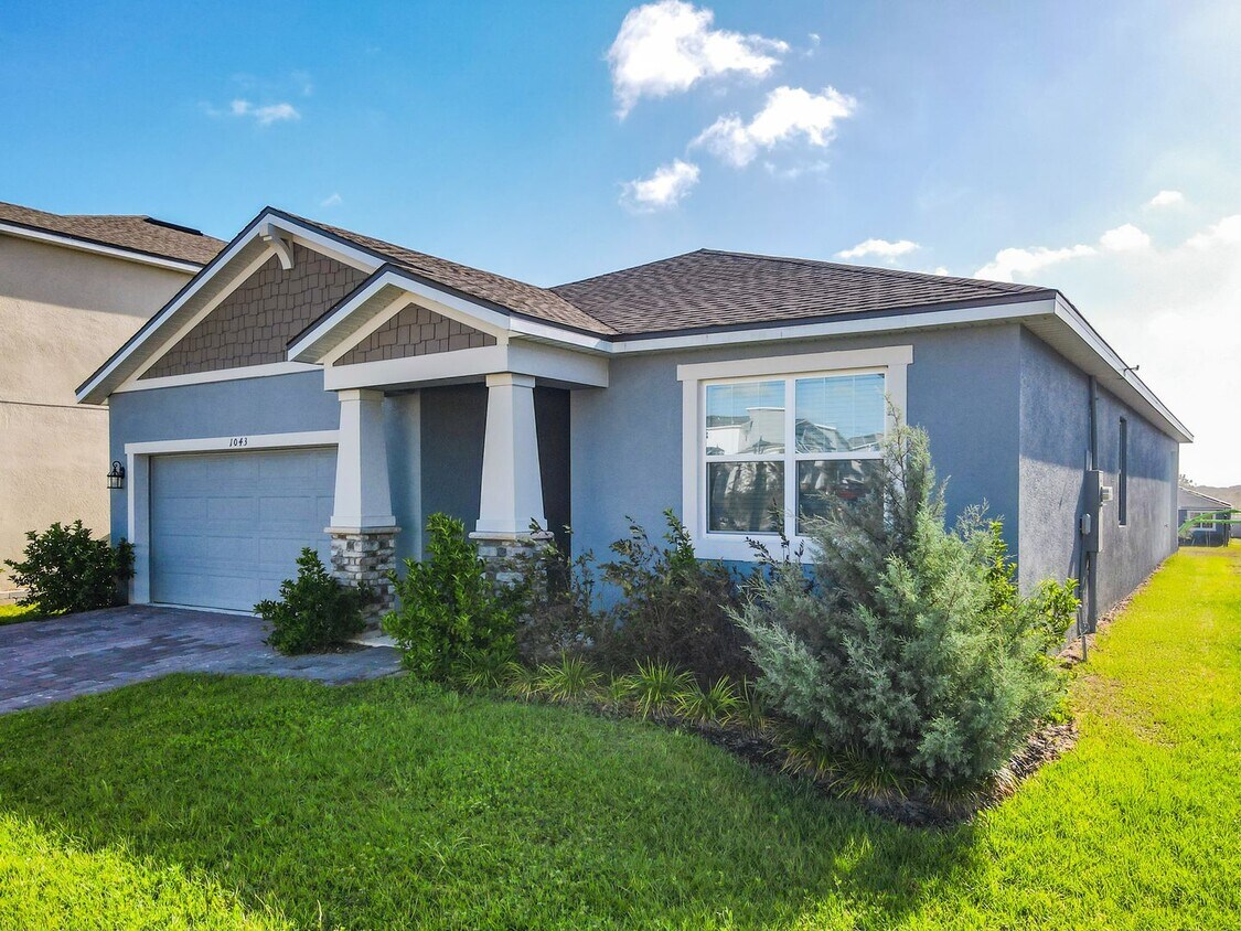Foto principal - JUST REDUCED! PET FRIENDLY! Experience Com...