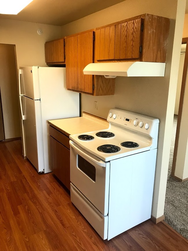Building Photo - Woodbury Apartments