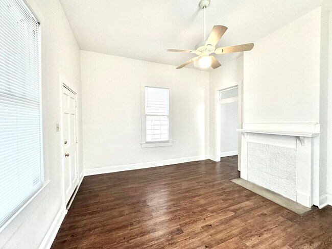 Photo - Antique-Inspired Cottage with Modern Comforts House