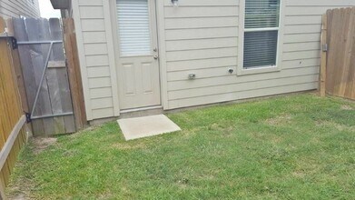 Building Photo - 5548 Plantation Forest Dr