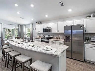 Foto del edificio - 1235 Mountain Flower Ln