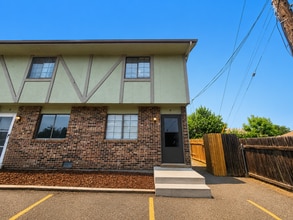 Building Photo - 49 Chestnut Dr