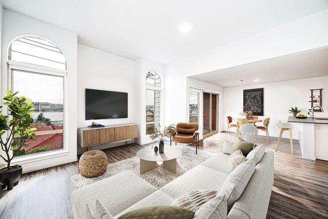 Building Photo - LYLA  Eastlake  Apartments