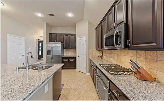 Building Photo - Charming 3BR House in McKinney
