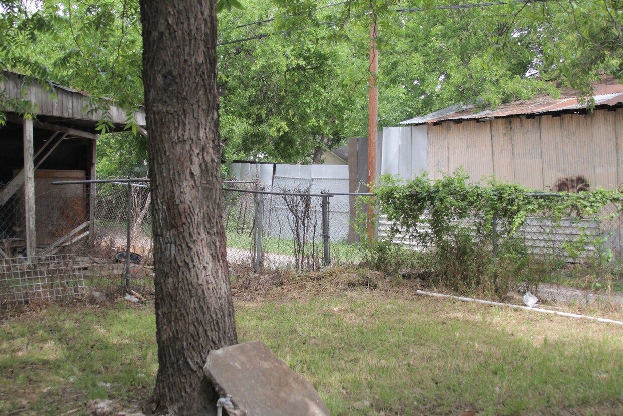 Primary Photo - 1811 N Colorado St