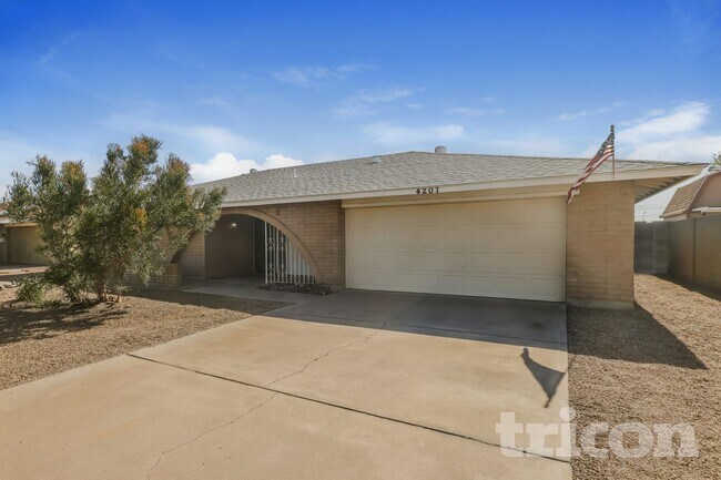 Building Photo - 4207 W Eva St