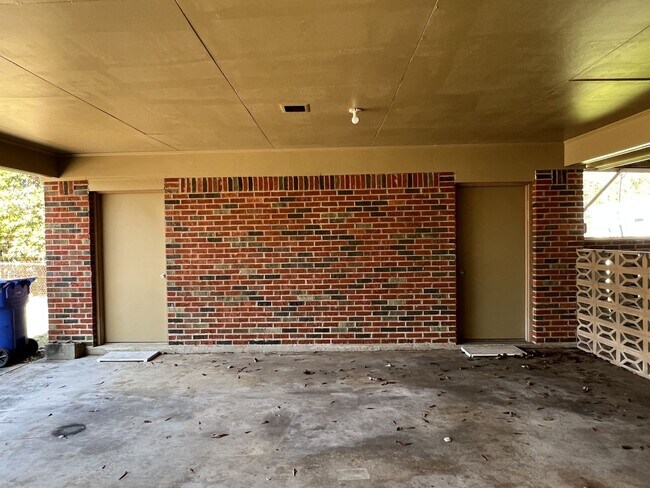 Foto del edificio - 1123 Oates Rd
