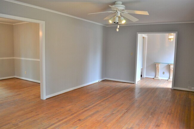 Foto del edificio - 388 Collier Rd NW