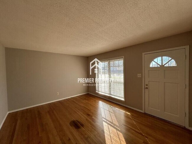 Foto del edificio - 4354 Wanatah St