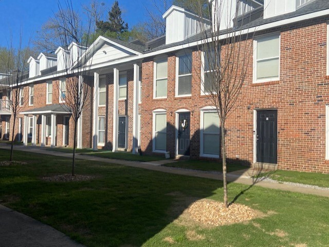 Foto del edificio - Canterbury Commons