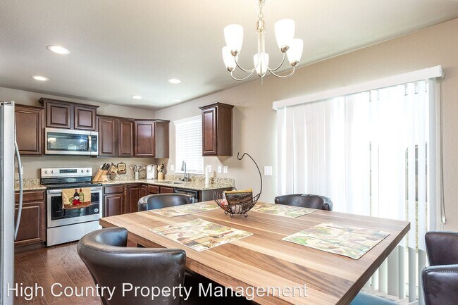 Foto del edificio - 3 br, 2.5 bath House - 6055 Meadowbank Ln