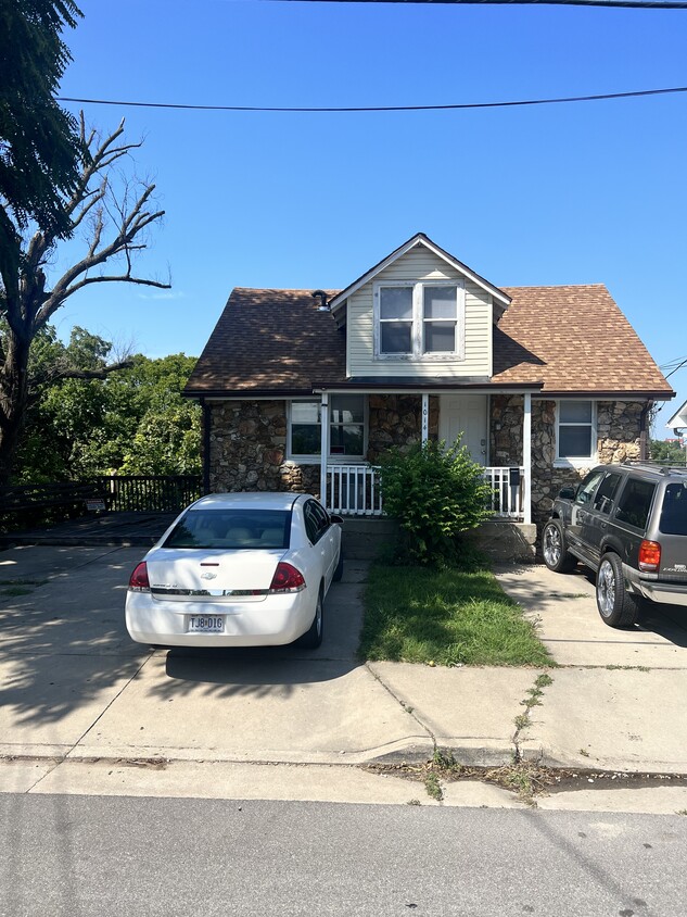 Duplex Front - 1014 Saint Marys Blvd