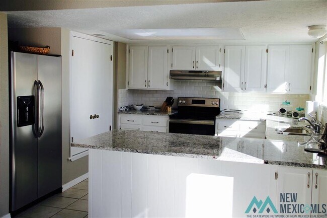 Foto del edificio - Beautiful 3 bedroom, 2 bath home for rent