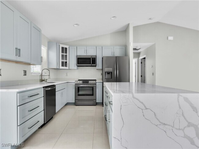 Foto del edificio - 1526 NW 21st Pl