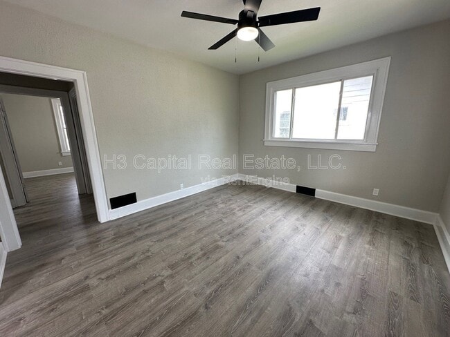 Building Photo - 855 E Acton Ave