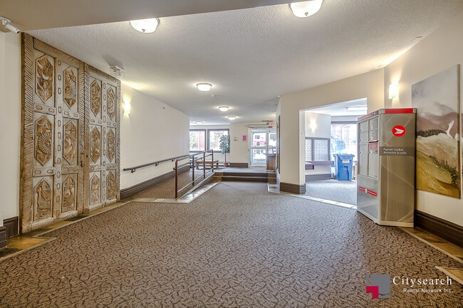 Building Photo - 103-114 14 Ave SW