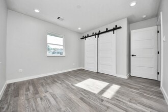 Building Photo - 6201 Batterson St